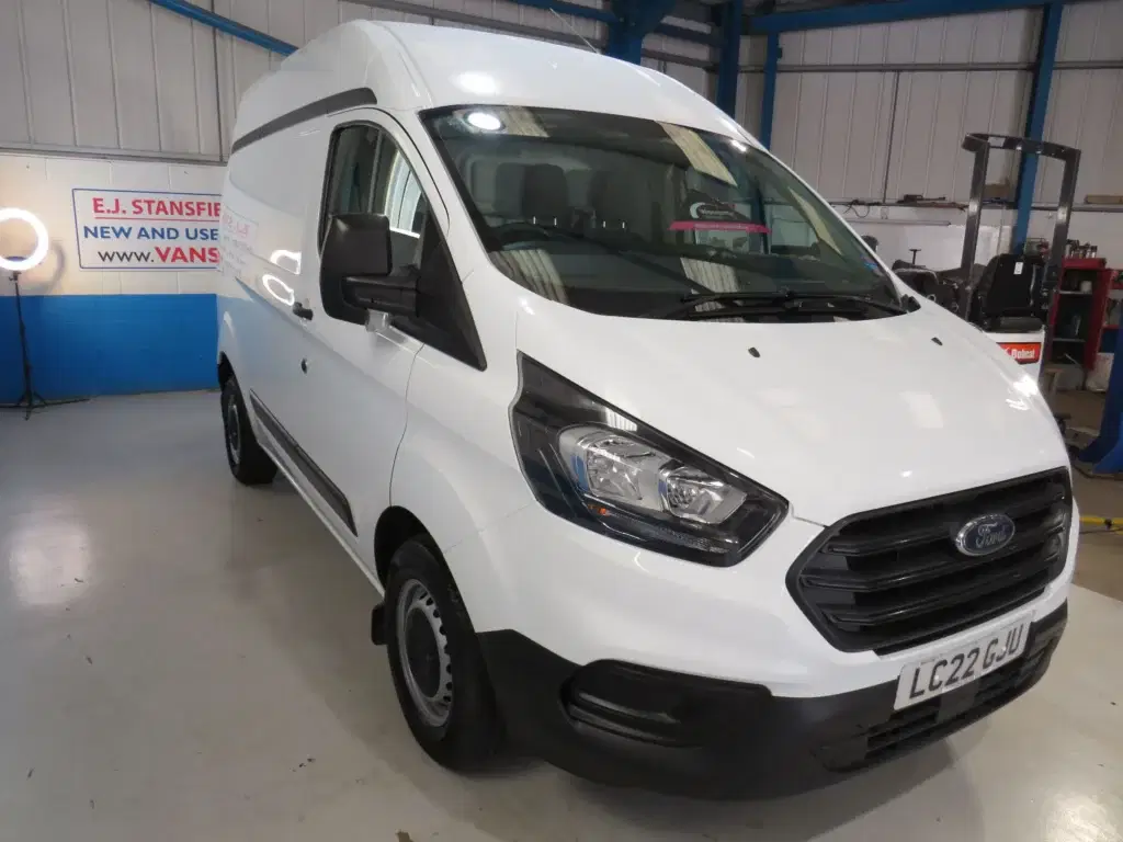 White Ford Transit Custom.