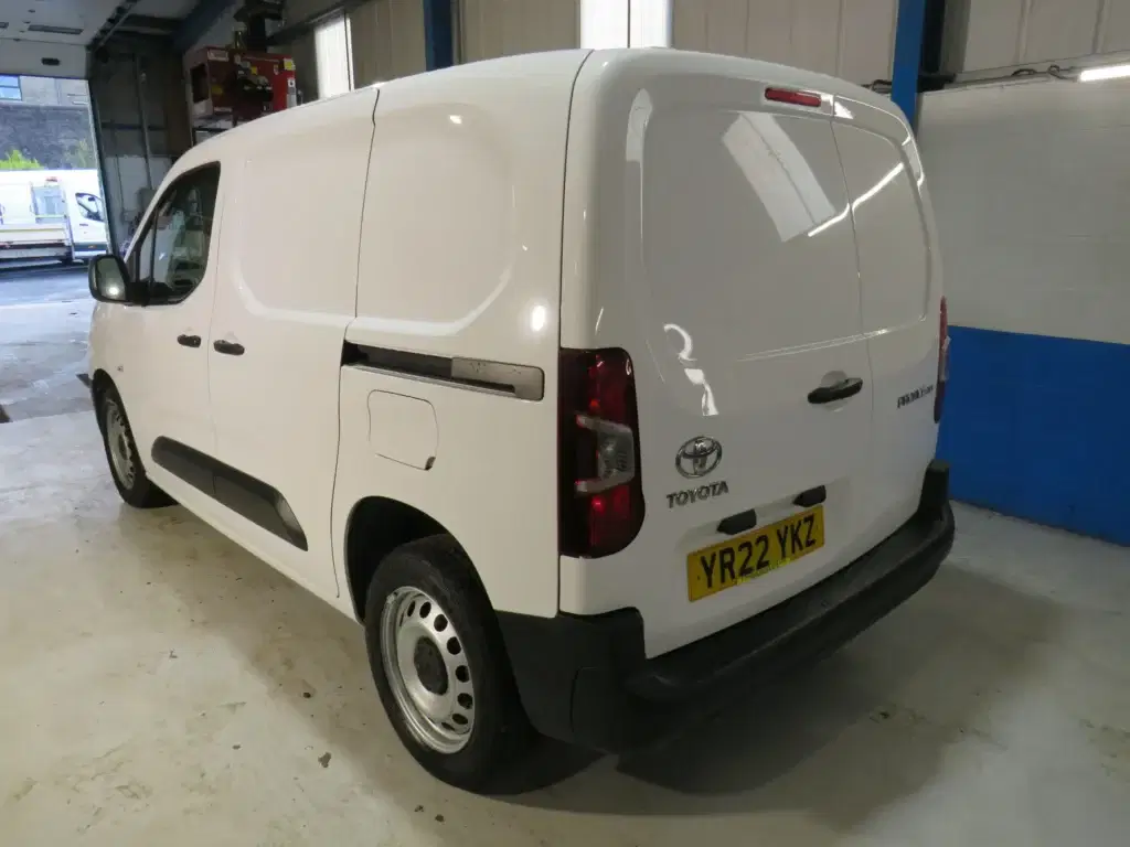 White Toyota Proace City Active.